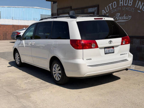 2008 Toyota Sienna LE 7-Passenger