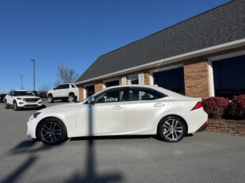 2019 Lexus IS 300