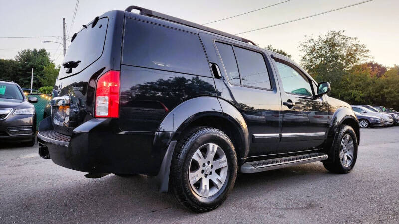 2011 Nissan Pathfinder Silver Edition