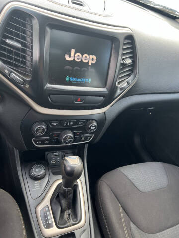 2016 Jeep Cherokee Latitude Altitude