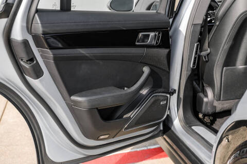 2018 Porsche Panamera