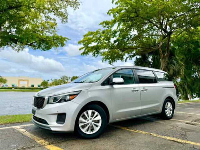 2018 Kia Sedona for sale at PJ AUTO in Margate, FL