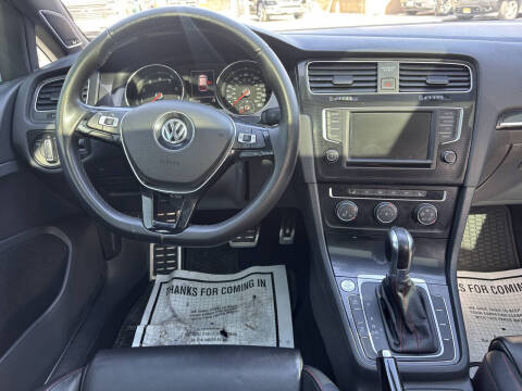 2016 Volkswagen Golf GTI SE
