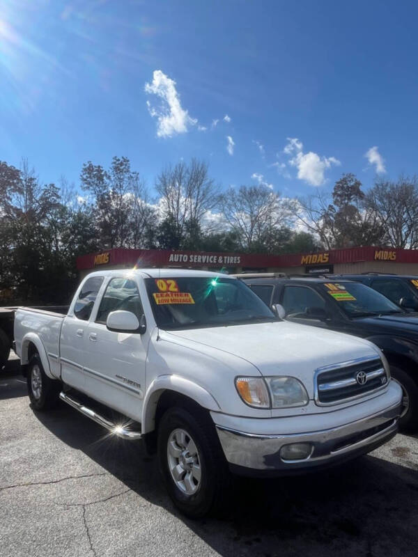 2002 Toyota Tundra Limited's photo
