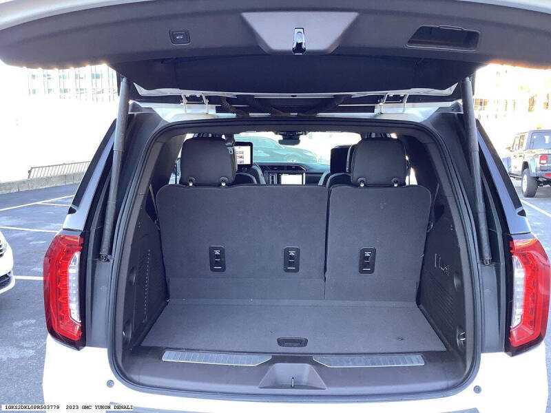 2023 GMC Yukon Denali