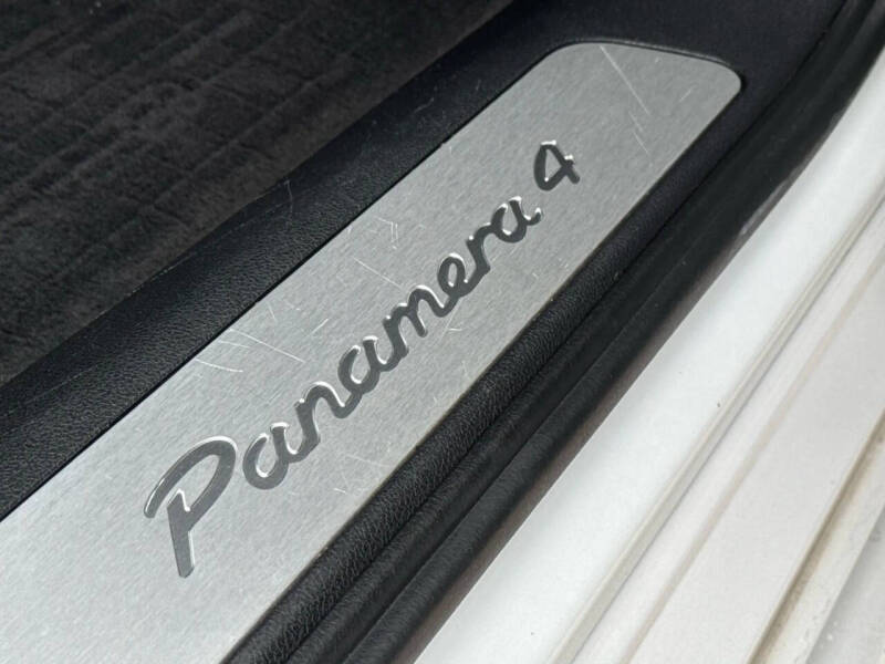 2018 Porsche Panamera