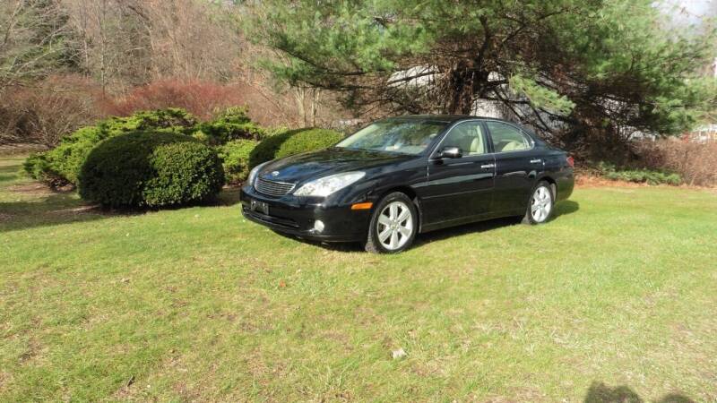 2005 Lexus ES 330 for sale at Motion Motorcars in New Milford CT