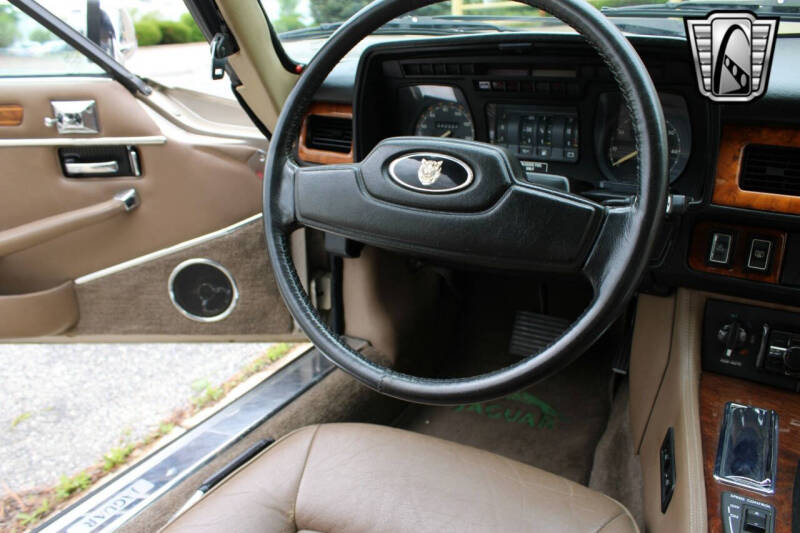 1988 Jaguar XJ-Series