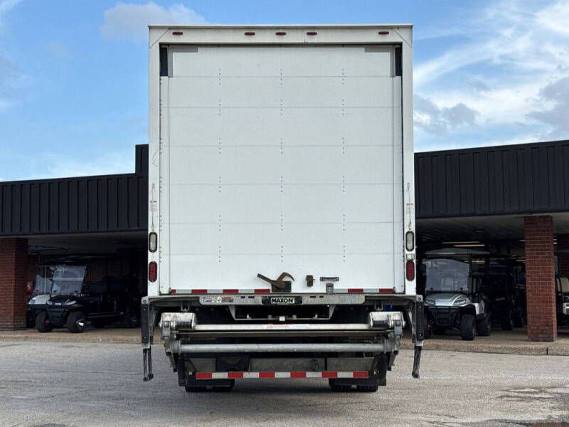 2017 Kenworth T270