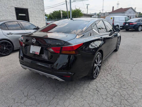 2022 Nissan Altima 2.5 SR