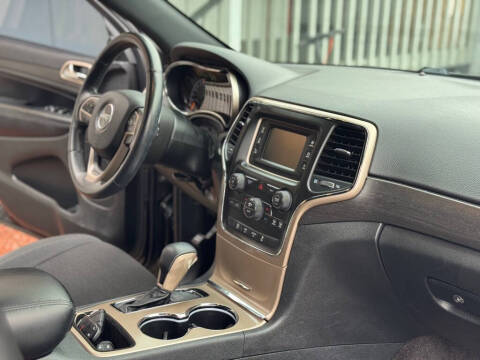 2016 Jeep Grand Cherokee Laredo