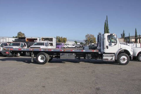 2015 Freightliner M2 106