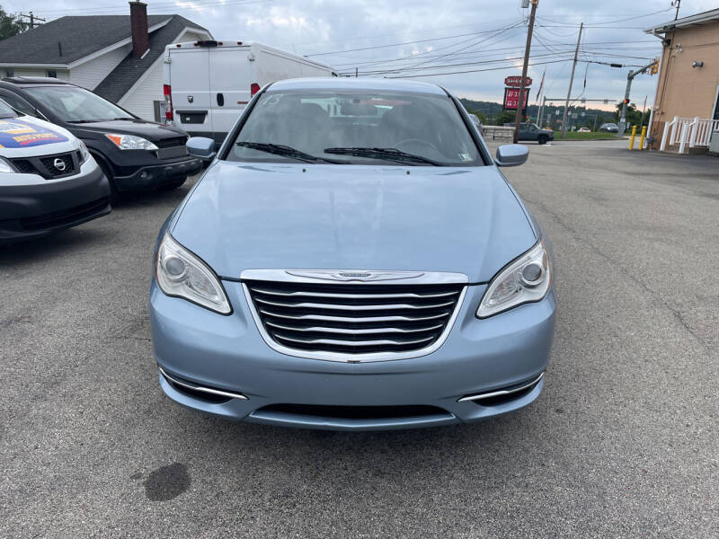 2013 Chrysler 200 for sale at Phil Giannetti Motors in Brownsville PA