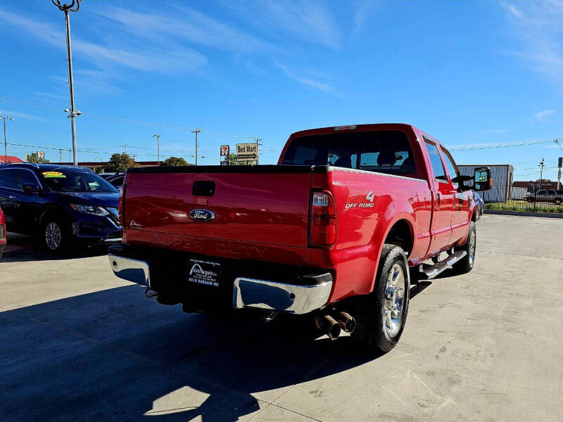 2010 Ford F-250 Super Duty Lariat photo 4