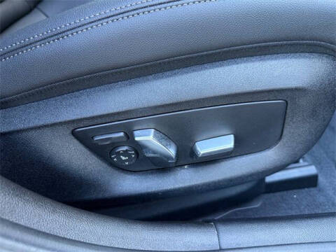 2022 BMW 5 Series 530i