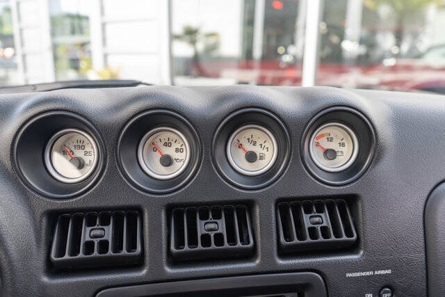 2000 Dodge Viper 20