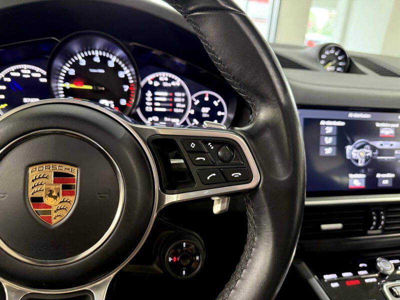 2020 Porsche Cayenne E-Hybrid