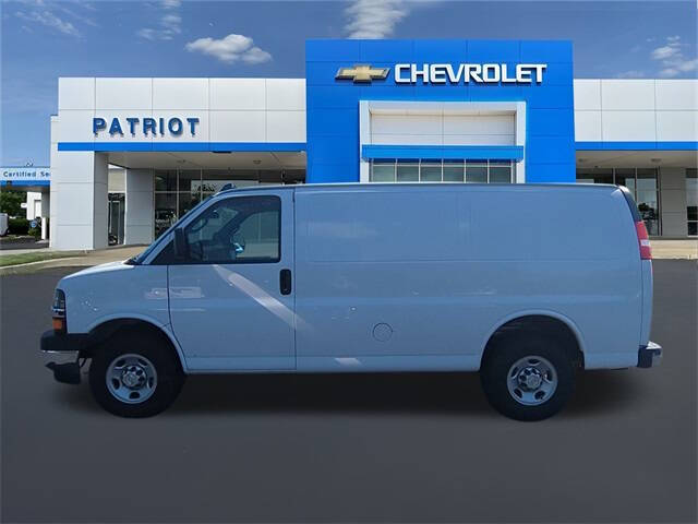 2024 Chevrolet Express 2500