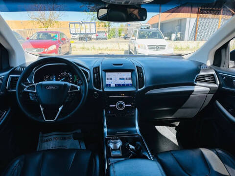 2019 Ford Edge Titanium