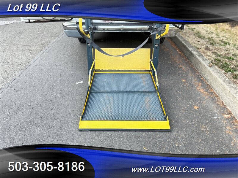 2000 Ford E-Series E-350 SD