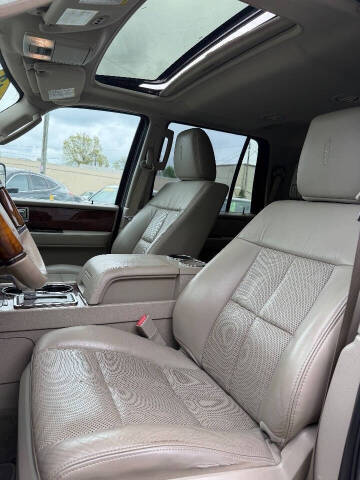 2012 Lincoln Navigator