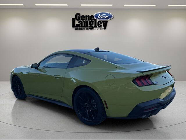 2025 Ford Mustang EcoBoost