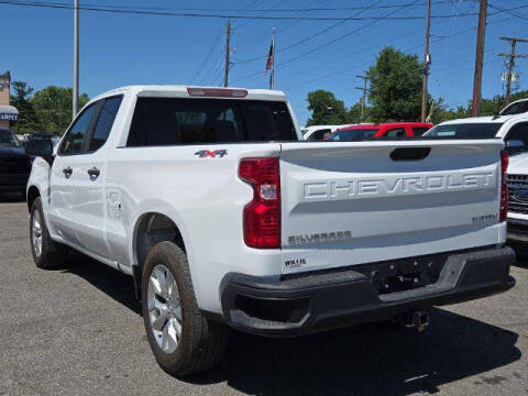 2023 Chevrolet Silverado 1500 Custom