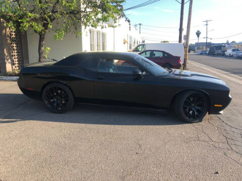 2012 Dodge Challenger SXT