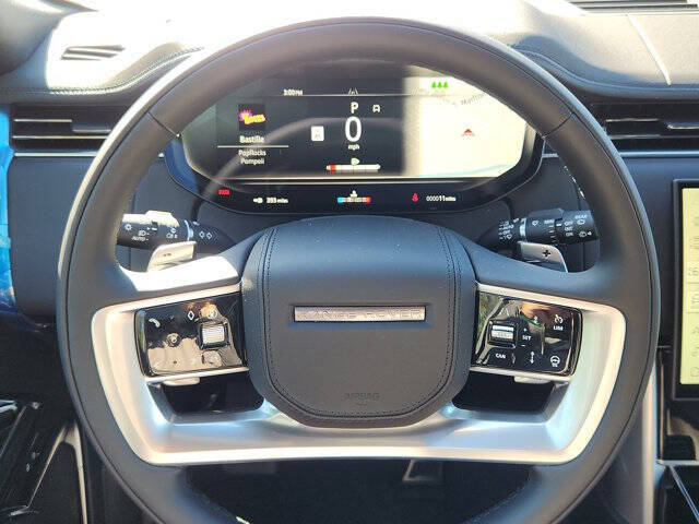 2025 Land Rover Range Rover P530 SE LWB