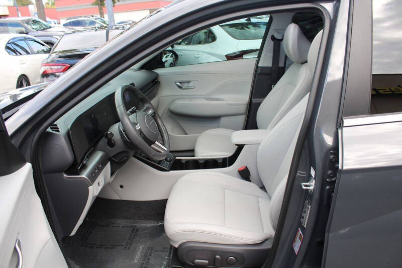 2024 Hyundai Kona Limited