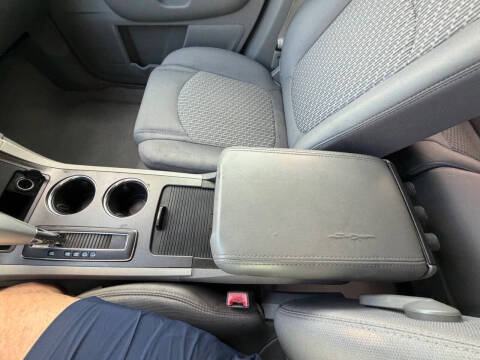 2012 Chevrolet Traverse LS