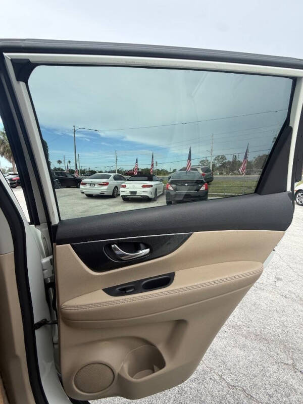 2015 Nissan Rogue SL