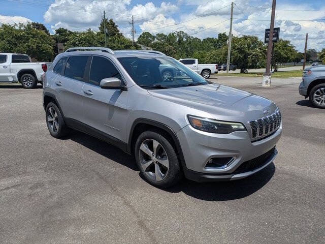 Used 2019 Jeep Cherokee Limited with VIN 1C4PJLDB4KD154070 for sale in Tifton, GA