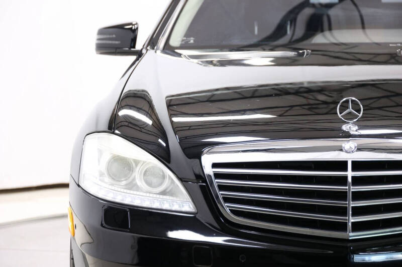 2011 Mercedes-Benz S-Class S 550
