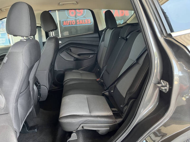 2017 Ford Escape SE