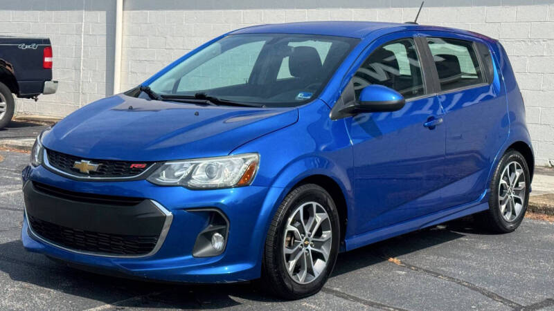 2017 Chevrolet Sonic LT Manual