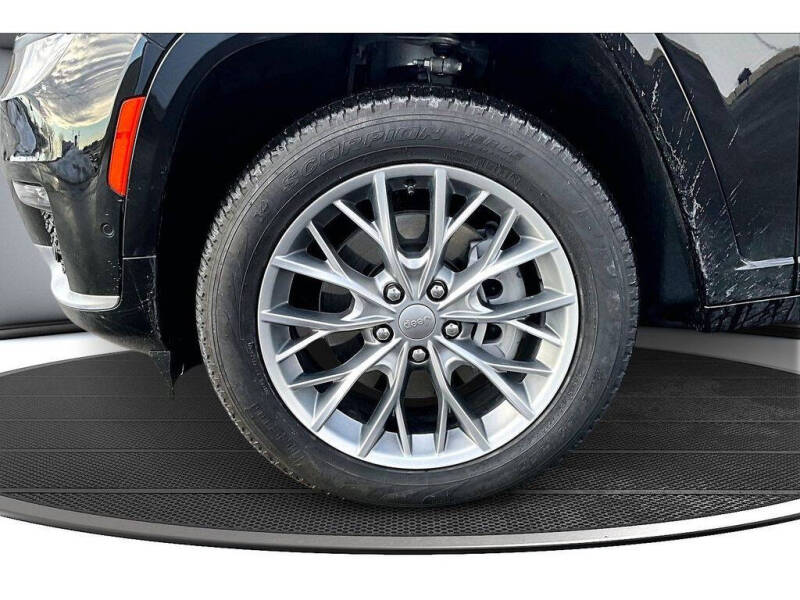 2024 Jeep Grand Cherokee L Summit