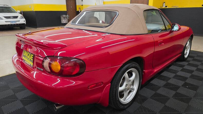 2000 Mazda MX-5 Miata
