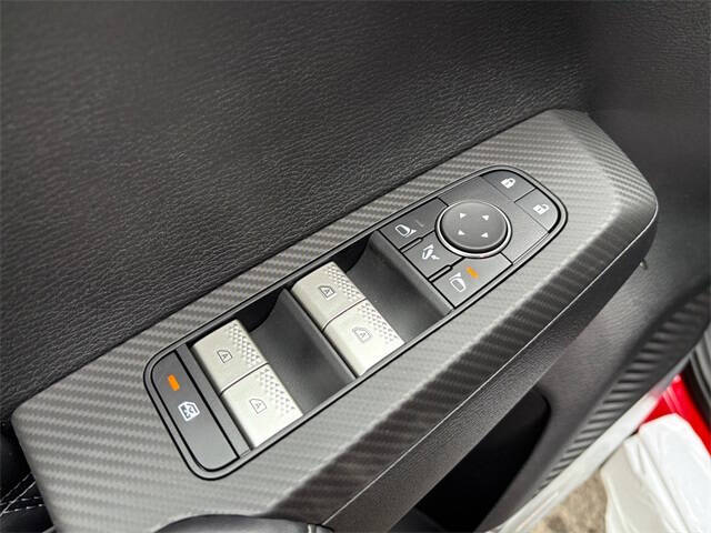 2025 Mitsubishi Outlander PHEV SEL