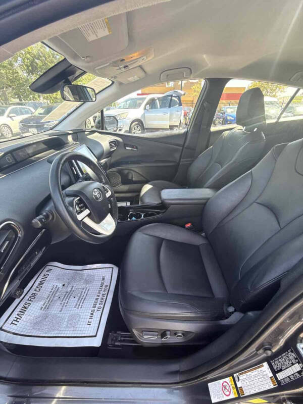 2017 Toyota Prius Prime Plus