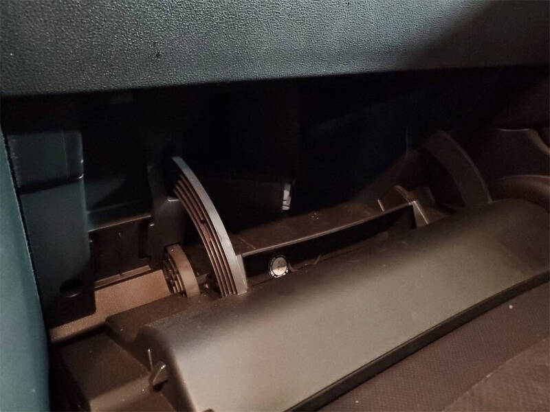 2011 Nissan Rogue S Krom