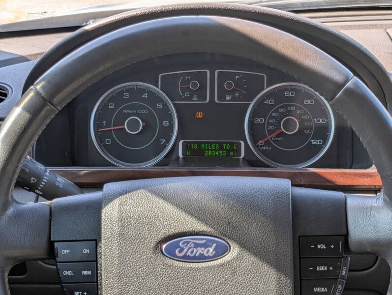 2009 Ford Taurus SEL