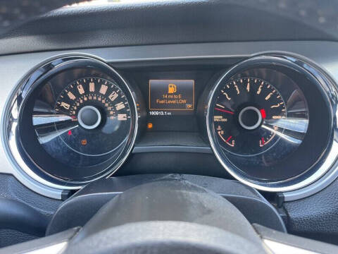 2014 Ford Mustang V6