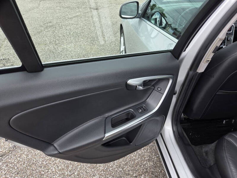 2015 Volvo S60 T5 Drive-E Premier
