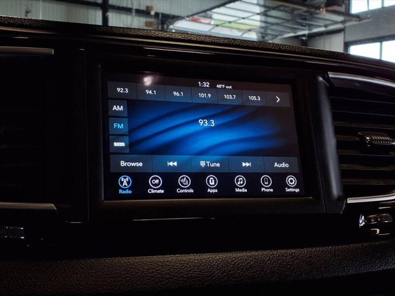 2020 Chrysler Pacifica Touring L