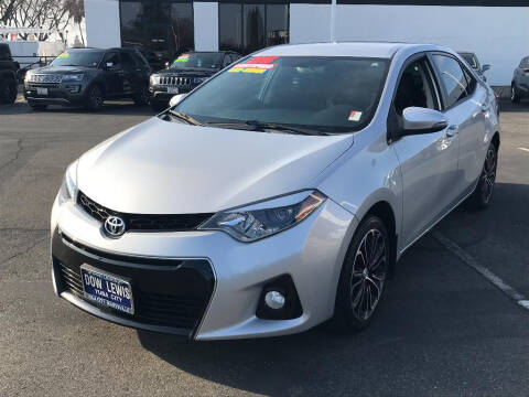 2015 Toyota Corolla for sale at Dow Lewis Motors in Yuba City CA