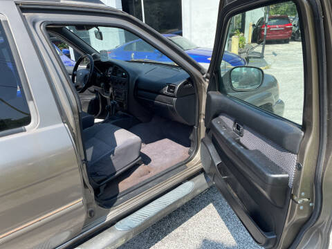 2002 Nissan Pathfinder SE