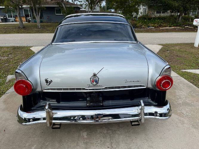1955 Ford Crown Victoria