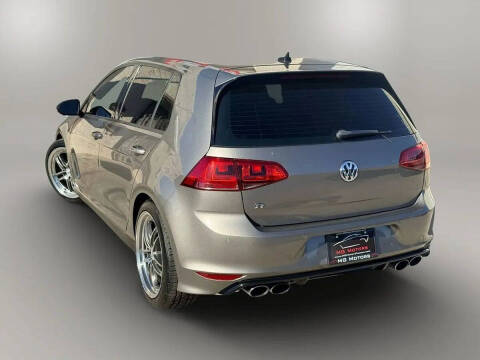 2017 Volkswagen Golf R 4Motion