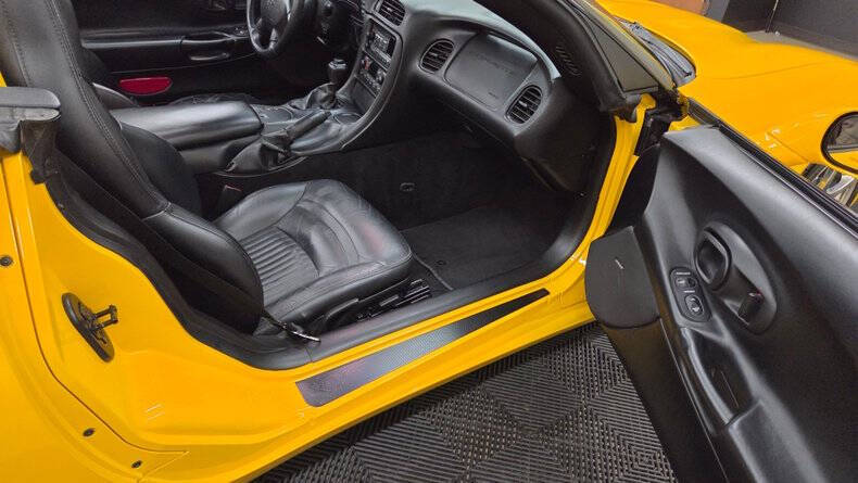 2004 Chevrolet Corvette
